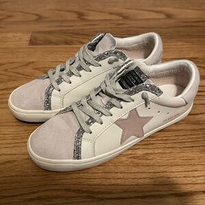 Vintage Havana Women’s Sneakers size 10